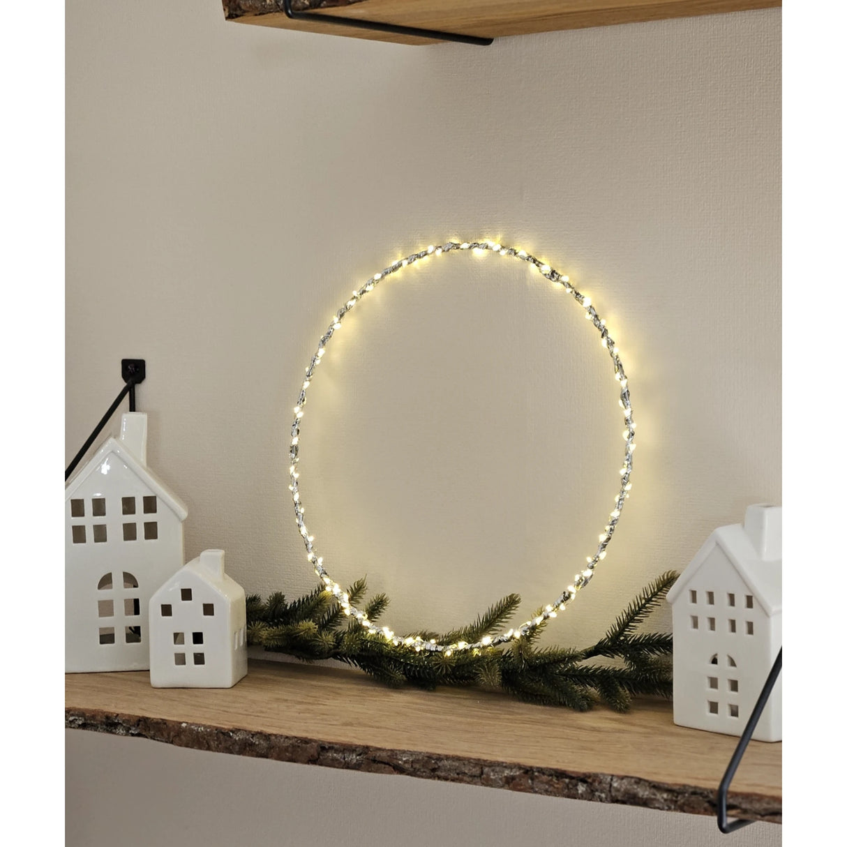 LED Beleuchtung Weihnachten Batterie Lichterkranz Kranz Timer 120 LED 30cm warmweiß - Lichterkette LED