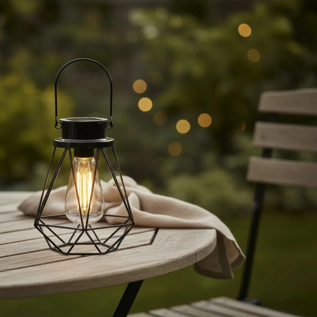 Solarleuchte Außen schwarz Metall stehend hängend Gartenbeleuchtung warmweiß LED - Solarleuchte