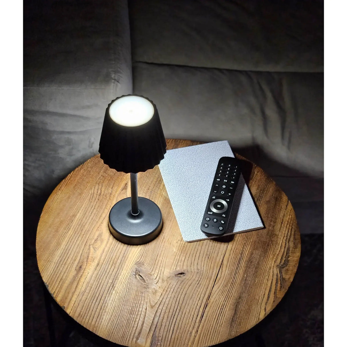 Tischleuchte Lampe Leuchte LED weiß schwarz Batterie Leselampe Nachttischlampe - Leuchte Touch