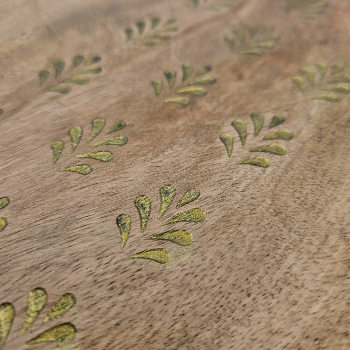 Holzteller Deko Teller Kerzenteller rund 22 o 30 cm Blattmuster braun Mangoholz dekobrett