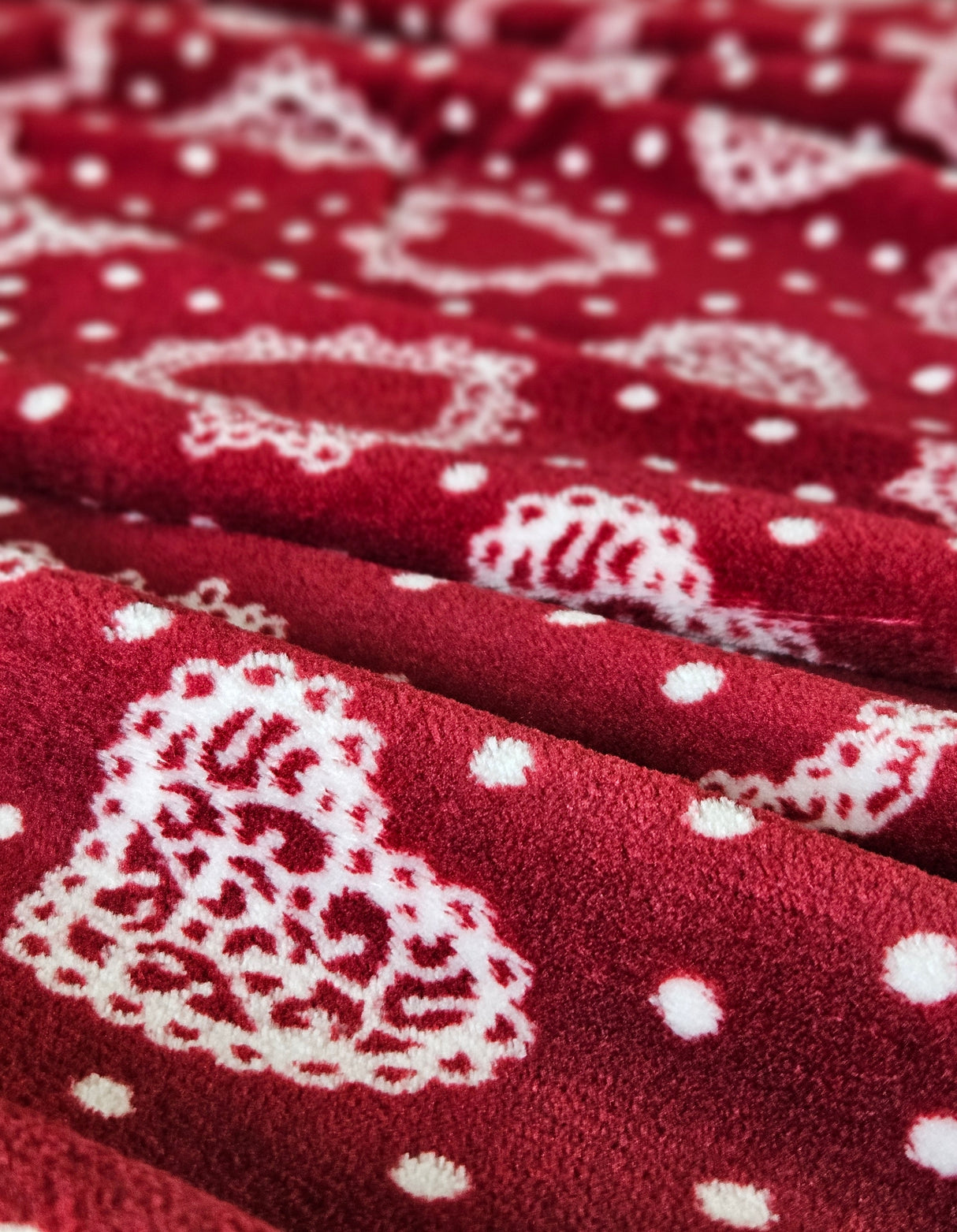 Kuscheldecke Decke Tagesdecke Herzen 150x200 cm Creme Grau Beige Rot Wohndecke